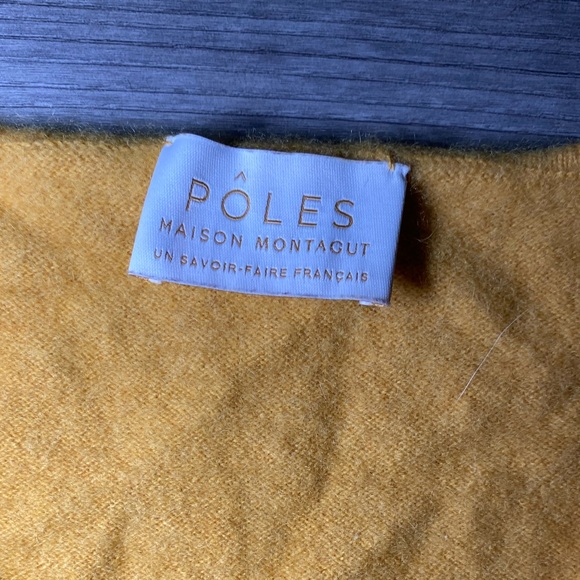 EUC Poles Madison Montagut Soft Mustard V Neck Long Sleeve Sweater - Picture 4 of 10